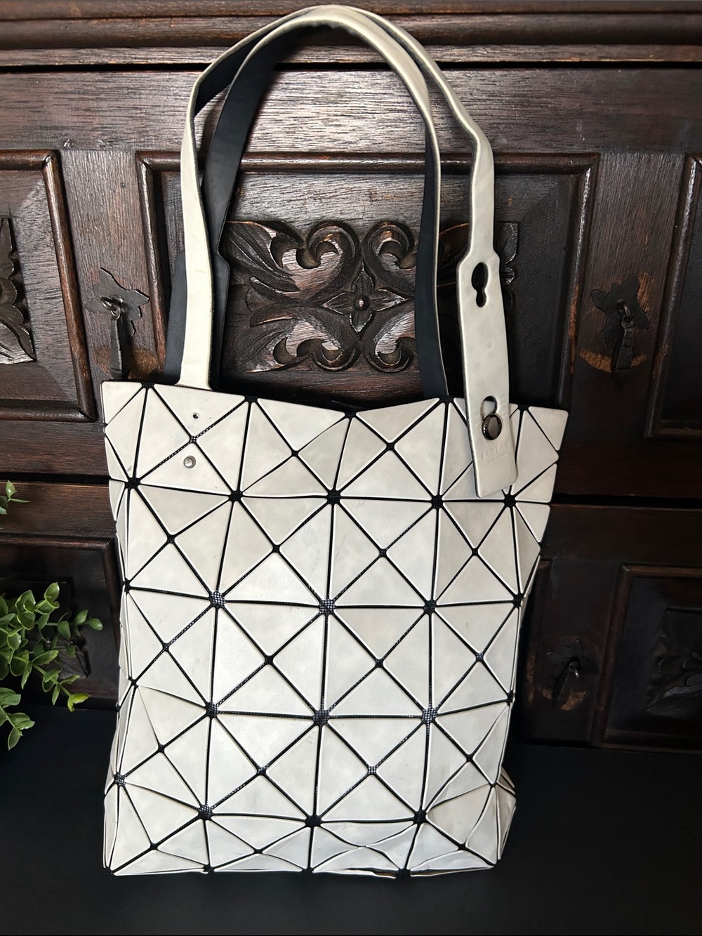 Women’s Geometric Tote Bag - White